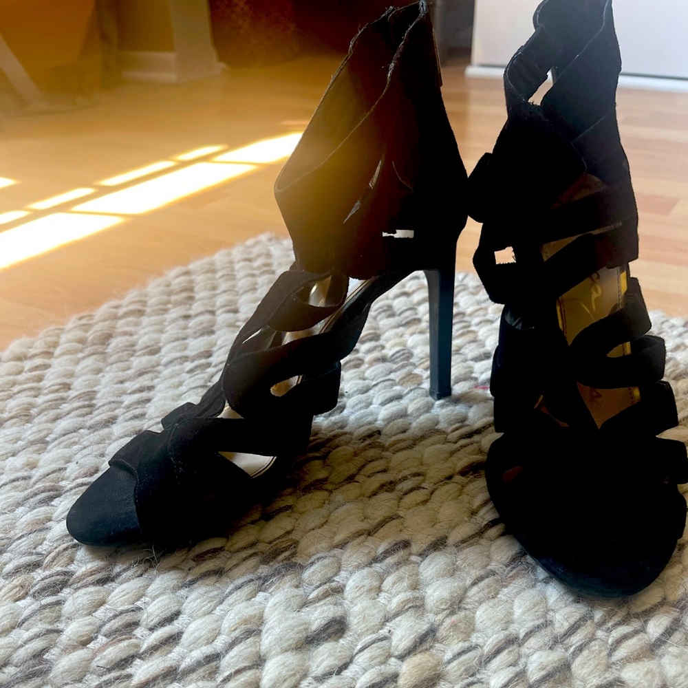 Jessica Simpson heels